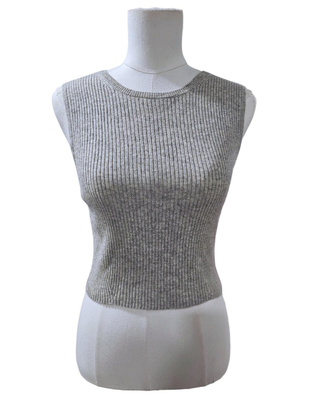 Reformation Cashmere Sleeveless Crop Top In Gray Size L